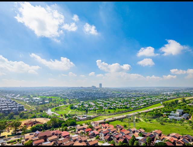 2 BEDROOM APARTMENT FOR SALE IN BARBEQUE DOWNS